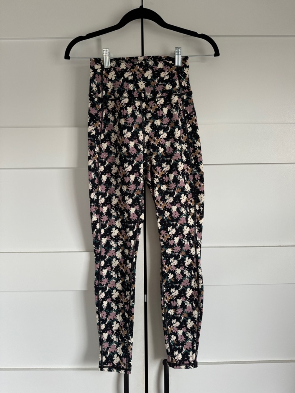 Z Supply floral leggings